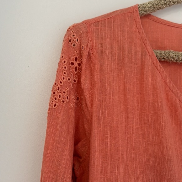 Abercrombie long sleeve orange small top blouse - Picture 2 of 4